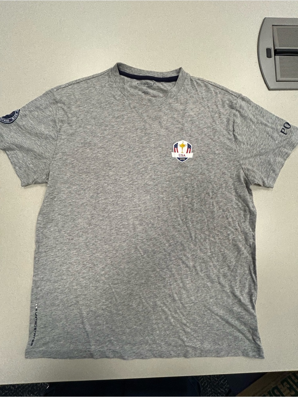 Grey Men's Crew Neck T-Shirt with USA Crest